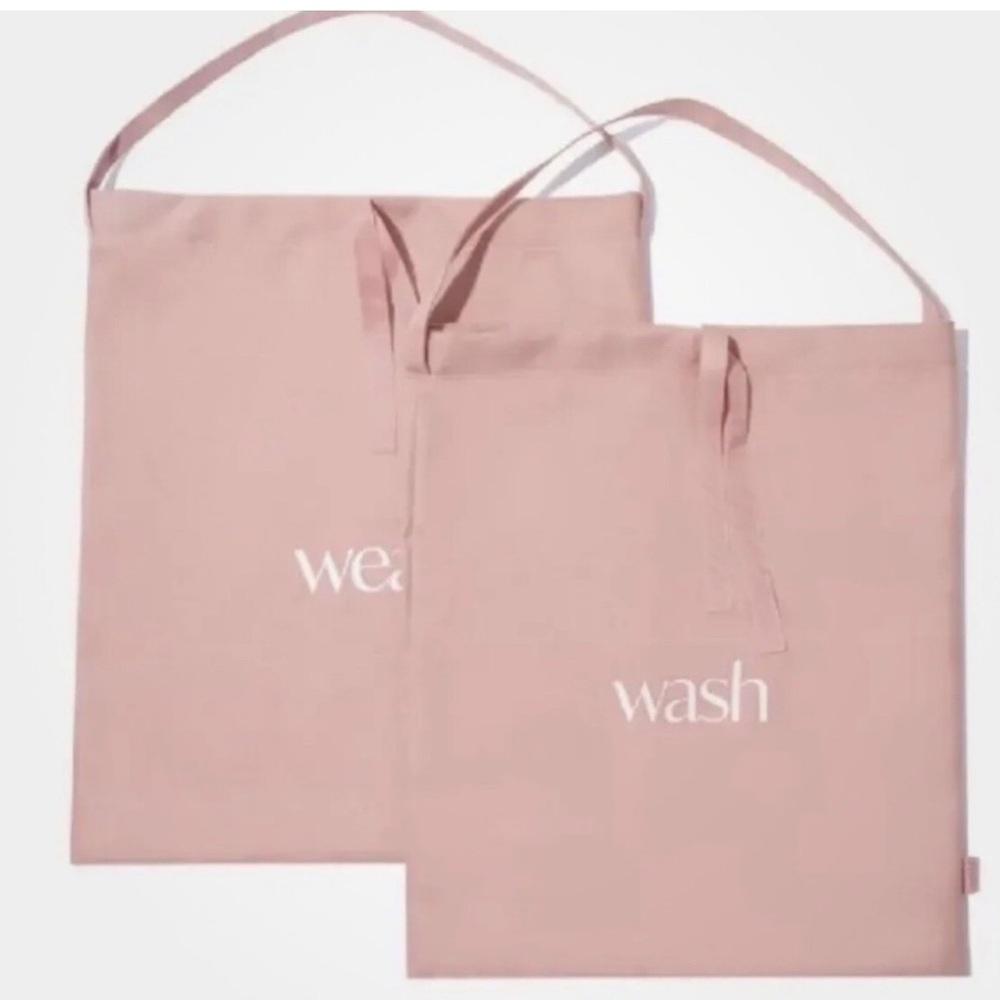 Hanky Panky Wash and Wear Travel Laundry Bags. 16”x14” Salmon | Pink. Never Used